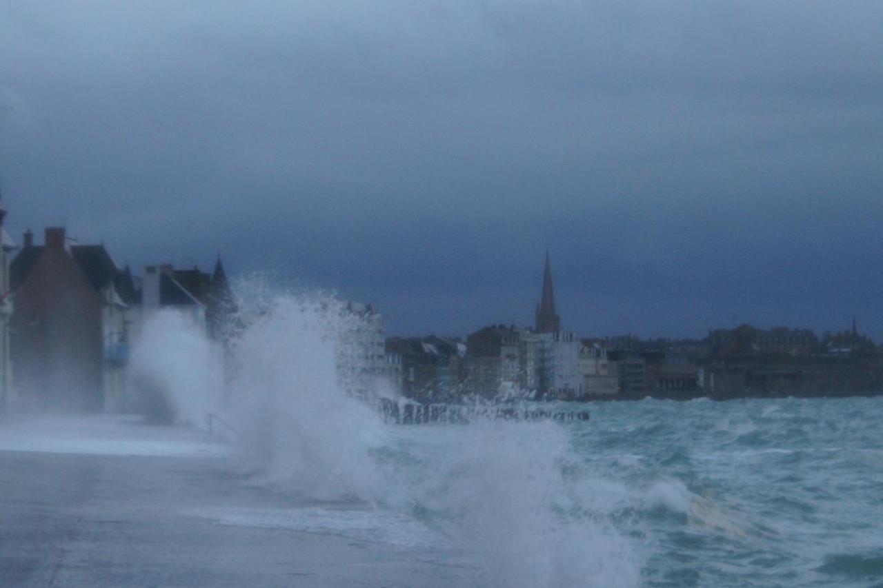 Saint Malo, le Pont, Maison plage à 100m Villa Esterno foto